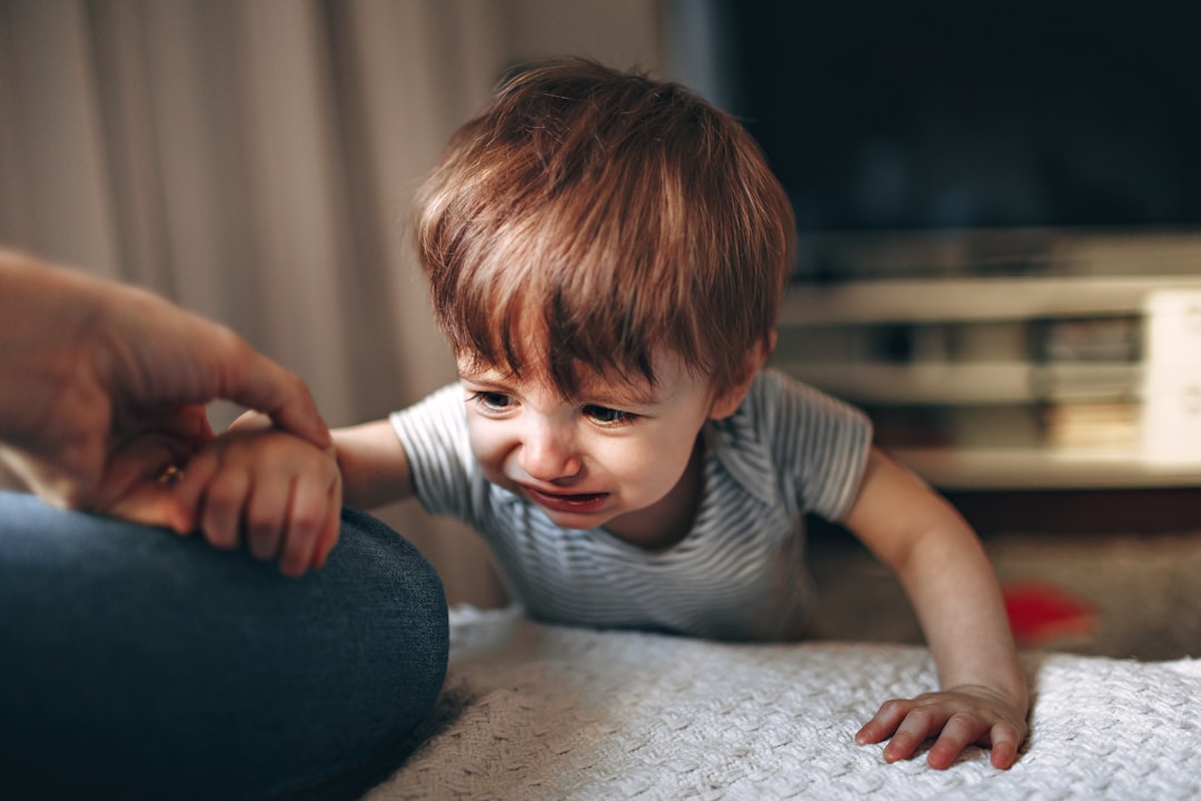 découvrez les plus beaux prénoms masculins américains pour vos petits garçons. inspirez-vous des tendances actuelles et des classiques intemporels pour trouver le prénom parfait qui reflète la culture et l'esprit américains.