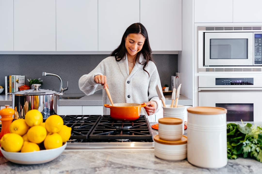 découvrez l'art de la cuisine avec nos recettes variées, astuces pratiques et conseils de chefs pour éveiller vos papilles et transformer votre cuisine en un véritable restaurant.