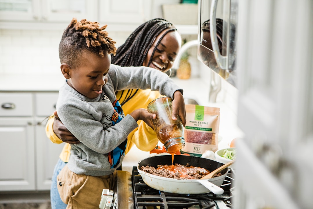 découvrez l'art de la cuisine avec nos recettes savoureuses, conseils pratiques et techniques culinaires pour transformer vos repas en véritables festins. que vous soyez novice ou chef expérimenté, trouvez l'inspiration pour chaque occasion.