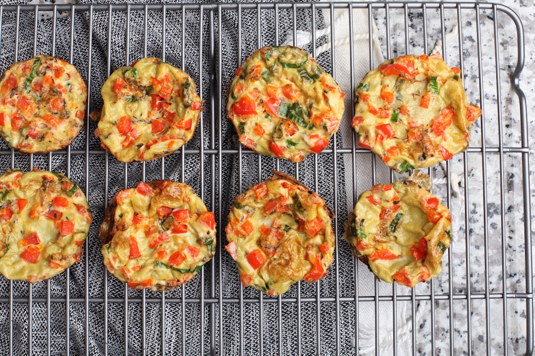 découvrez notre délicieuse recette d'omelette, un plat simple et savoureux à réaliser pour le petit-déjeuner, le déjeuner ou le dîner. apprenez à préparer une omelette moelleuse, agrémentée d'ingrédients variés pour satisfaire toutes vos envies.