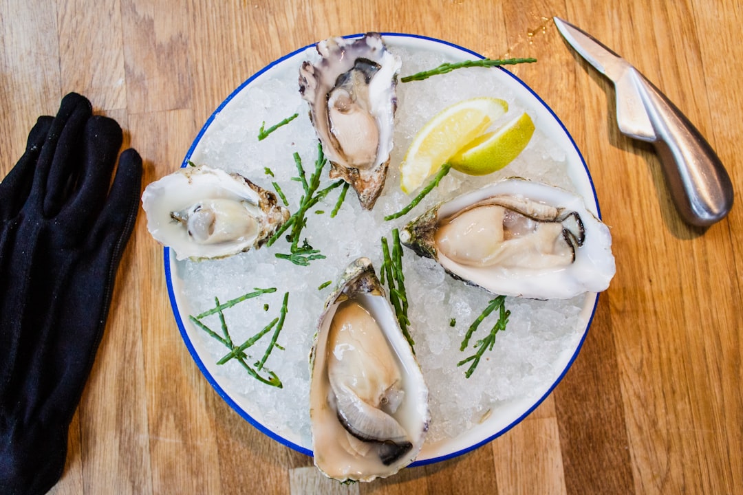 découvrez la richesse de la sauce hollandaise, un condiment asiatique incontournable, idéal pour rehausser vos plats et apporter une touche umami à vos créations culinaires.