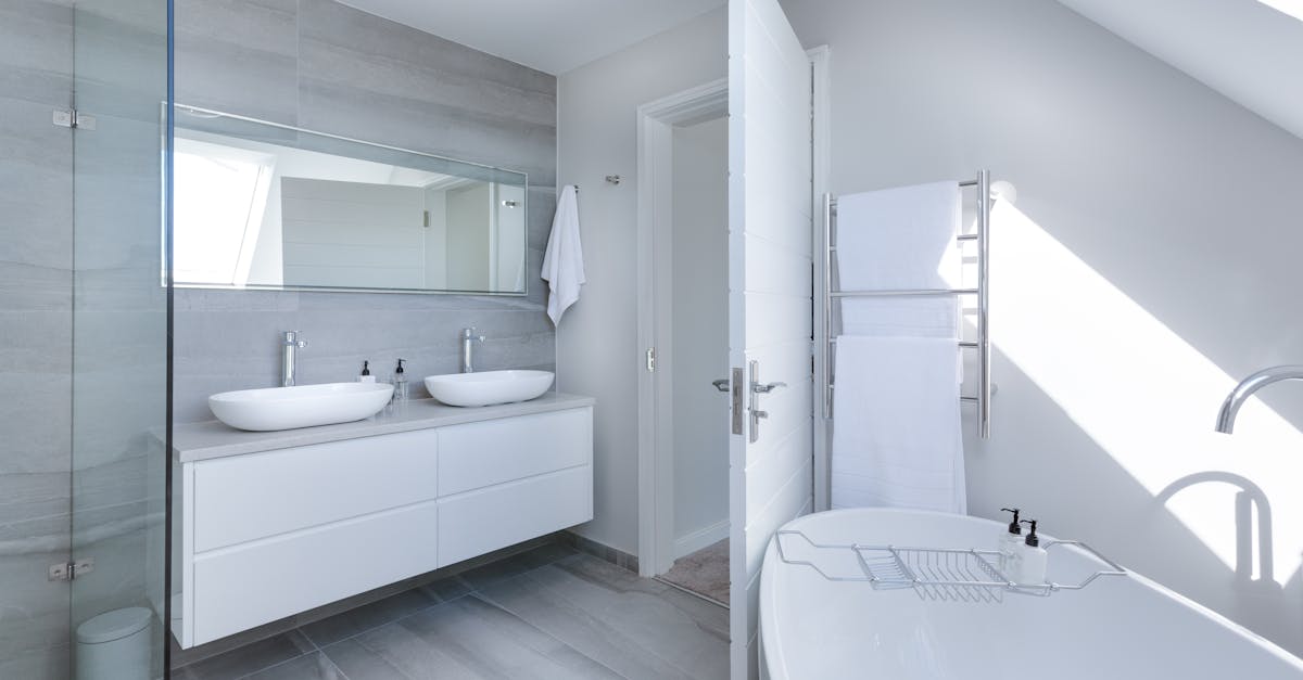 découvrez nos services de nettoyage professionnels pour un intérieur impeccable. que ce soit pour votre domicile ou votre bureau, notre équipe expérimentée offre des solutions sur mesure pour répondre à tous vos besoins en matière de propreté. contactez-nous pour un devis personnalisé dès aujourd'hui !