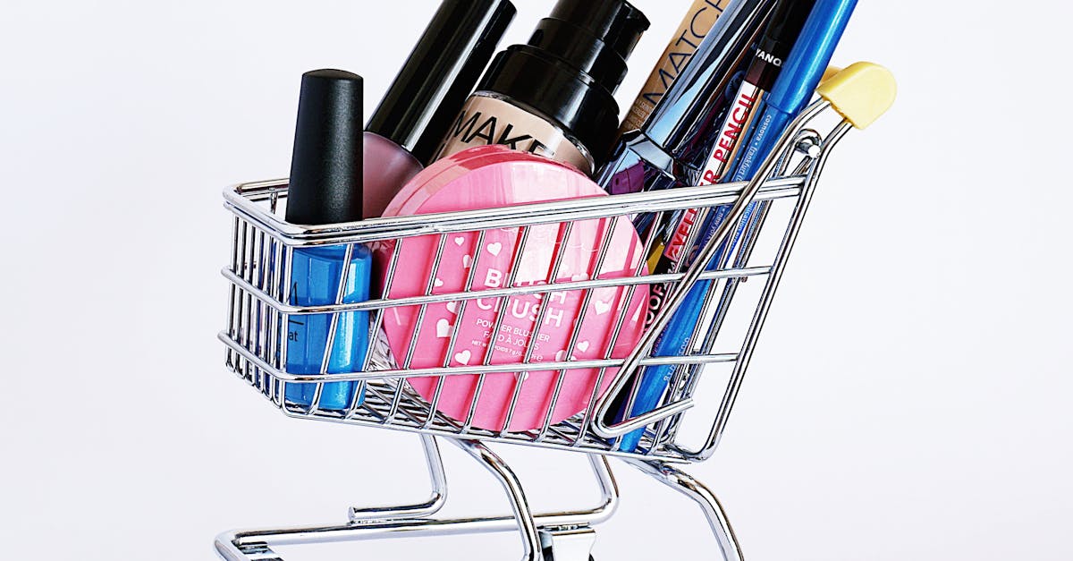 découvrez notre gamme de cosmétiques haut de gamme, conçus pour sublimer votre beauté naturelle. des soins de la peau aux maquillages tendance, trouvez les produits qui correspondent à votre style et à vos besoins. offrez à votre peau le meilleur avec des ingrédients de qualité pour un éclat radieux.