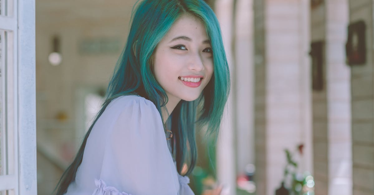 découvrez les dernières tendances en coiffure avec nos conseils et astuces pour réaliser des hairstyles variés et élégants. que vous cherchiez des idées pour un look quotidien ou pour une occasion spéciale, nous avons tout ce qu'il vous faut pour sublimer votre chevelure.