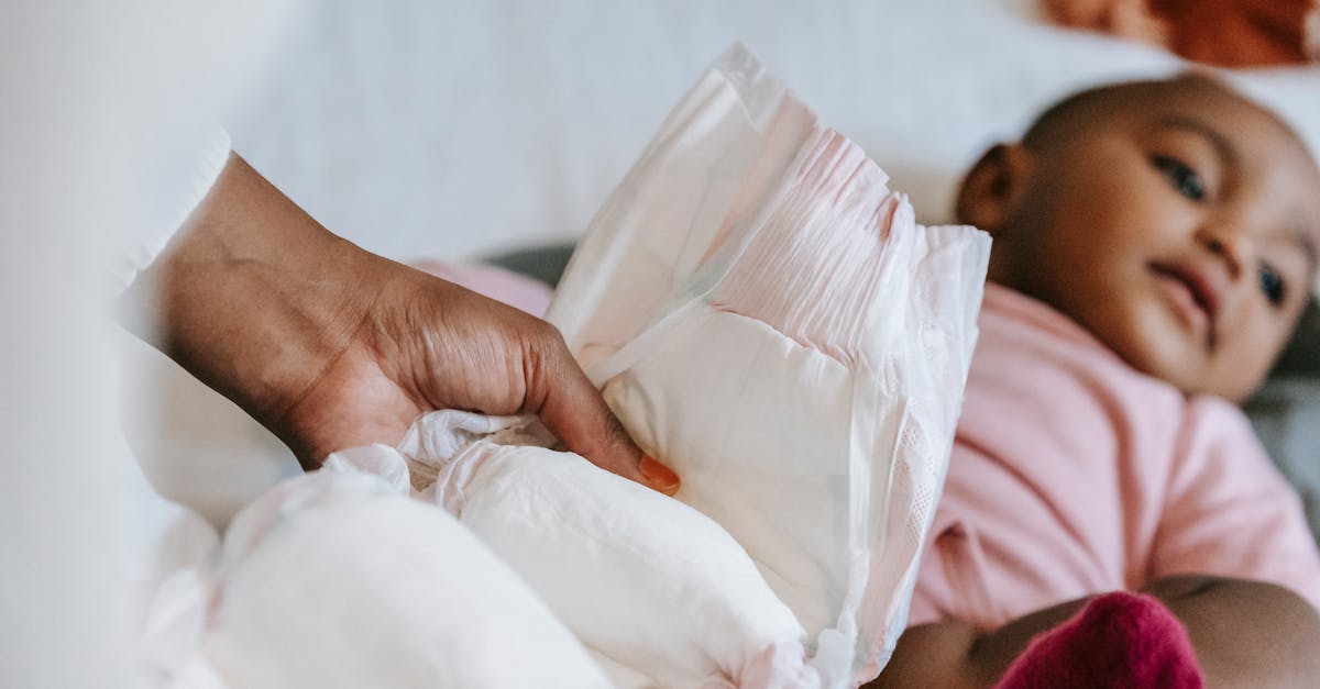 découvrez des conseils et astuces pour assurer la santé, le bien-être et le développement optimal de votre bébé, de la naissance à la petite enfance.
