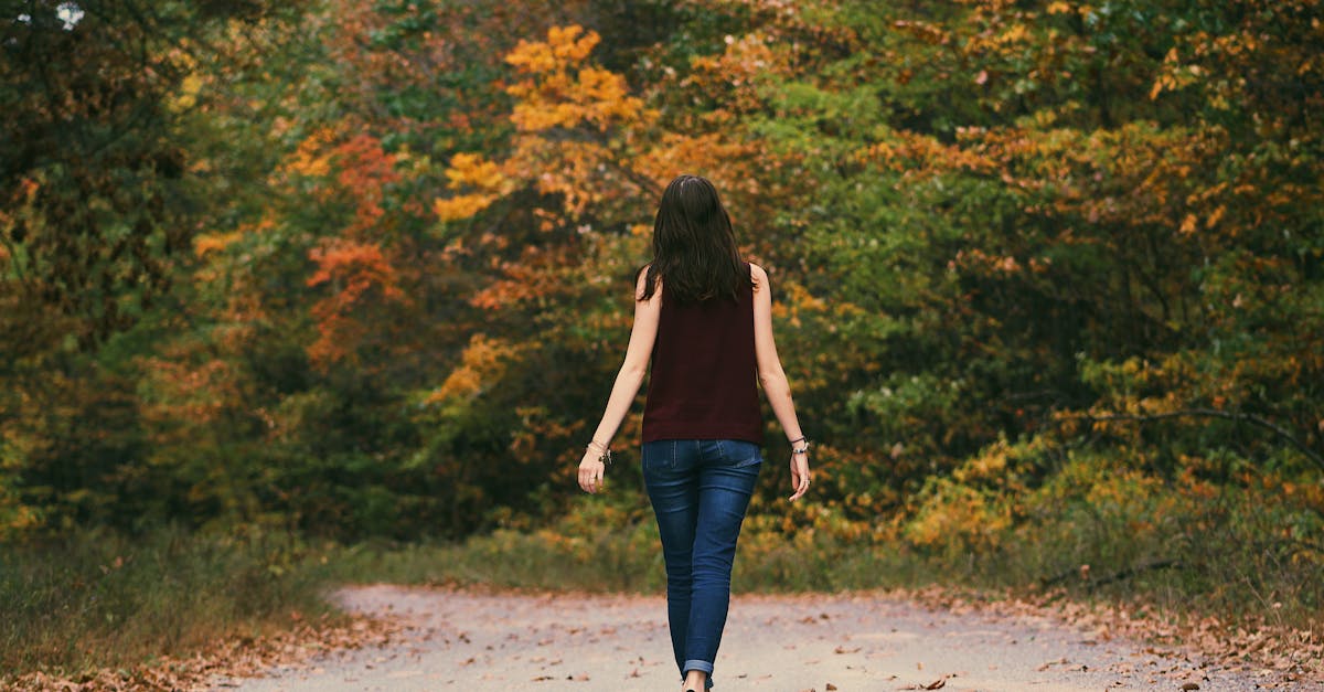découvrez les bienfaits de la marche pour votre santé physique et mentale. explorez des conseils pratiques, des itinéraires recommandés, et apprenez à intégrer cette activité bénéfique dans votre quotidien.
