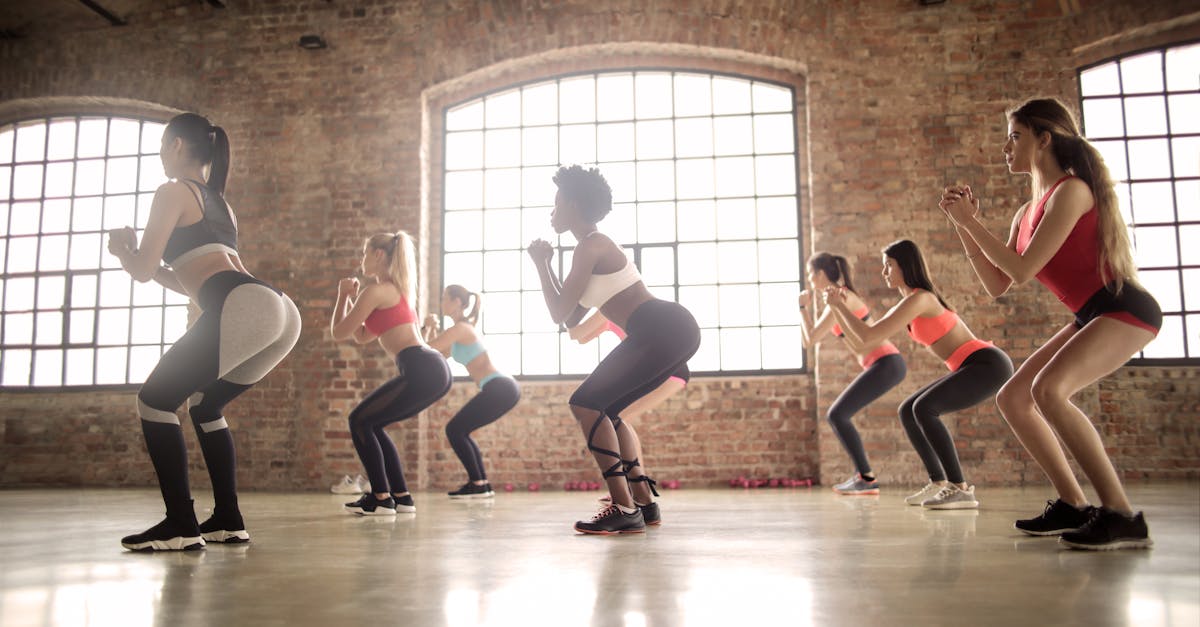 découvrez la zumba, une activité dynamique qui combine danse et fitness sur des rythmes latinos entraînants. améliorez votre forme, brûlez des calories et amusez-vous en groupe tout en relâchant le stress du quotidien !