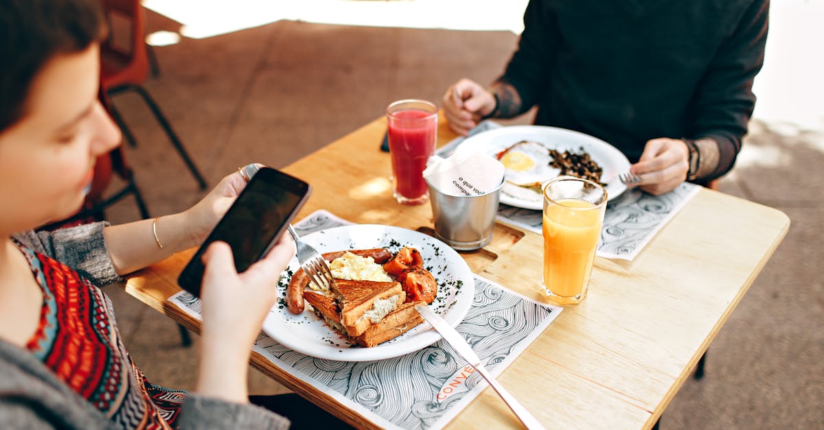 découvrez le plaisir d'un brunch gourmand : idées de menus, recettes faciles, bonnes adresses et conseils pour profiter d'un moment convivial entre amis ou en famille.