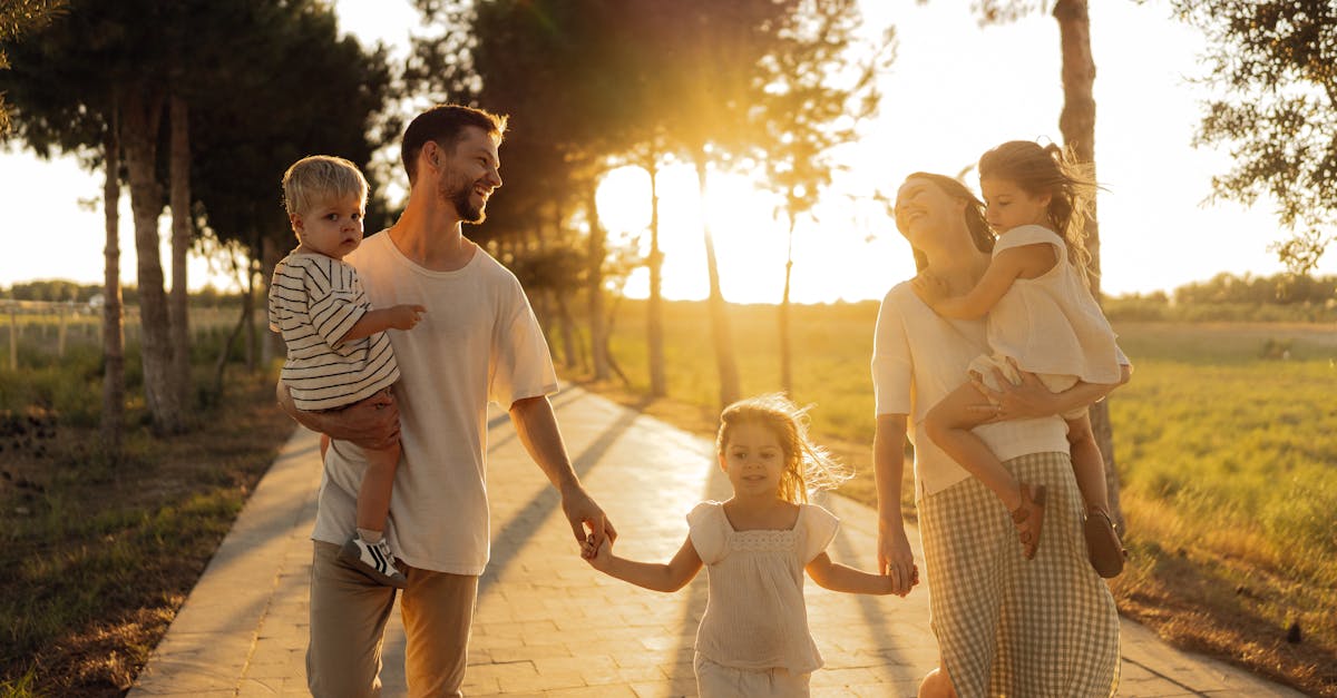 découvrez le sens profond de l'amour karmique : une relation guidée par le destin et les vies antérieures, où chaque rencontre révèle des leçons essentielles pour votre évolution personnelle et sentimentale.