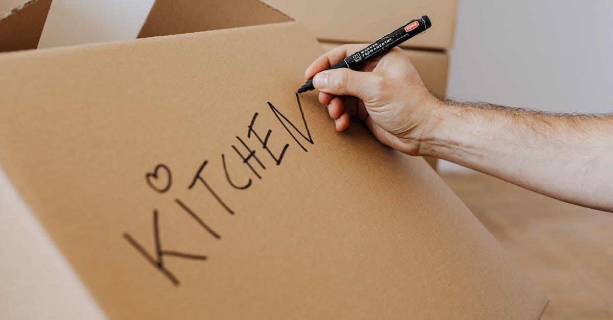 découvrez le processus de labeling : une étape essentielle pour organiser, classer et annoter efficacement vos données, que ce soit pour la gestion, l'analyse ou l'apprentissage automatique.
