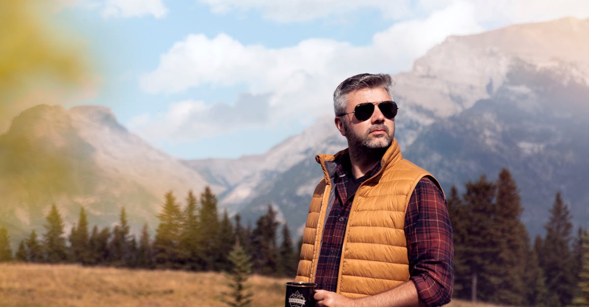 découvrez notre sélection de vestes tendance pour homme et femme : style, confort et qualité au rendez-vous. trouvez la veste idéale pour chaque saison et toutes vos envies de mode !