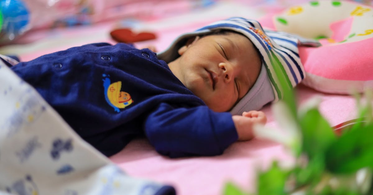 découvrez nos vêtements de sommeil pour bébé, doux, confortables et sûrs, pour des nuits paisibles. trouvez le pyjama parfait pour assurer à votre tout-petit un sommeil serein !