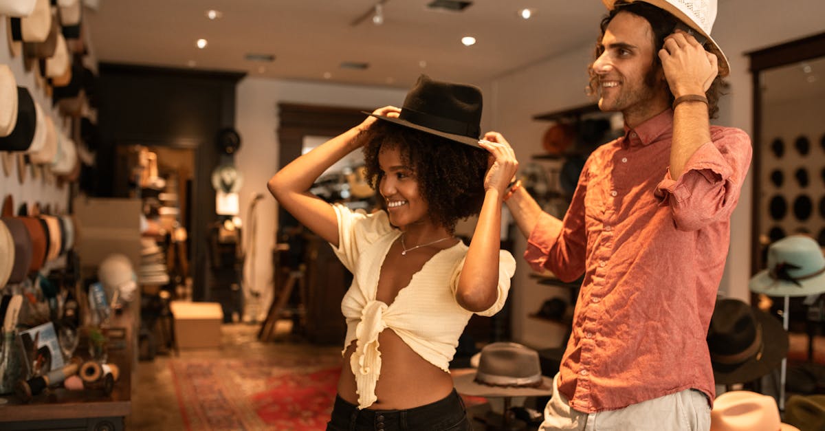 découvrez notre sélection de jeans noirs tendance pour un look élégant et intemporel. styles variés, coupe parfaite et confort assuré. trouvez votre jean noir idéal dès maintenant !