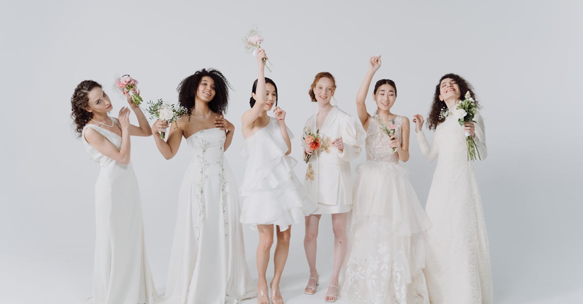 découvrez tout ce qu'il faut savoir sur les demoiselles d'honneur : leur rôle, leurs missions et des idées pour organiser un mariage inoubliable avec vos meilleures amies.