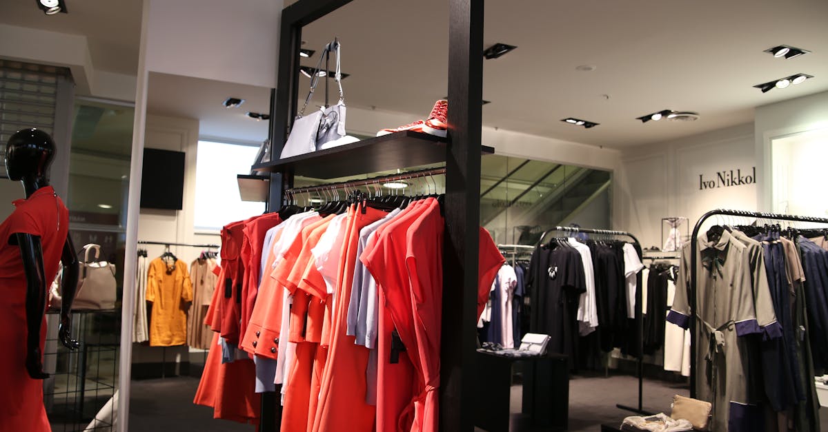 découvrez notre collection de vêtements tendance pour hommes, femmes et enfants. profitez d'une mode de qualité, confortable et stylée pour toutes les saisons et toutes les occasions.
