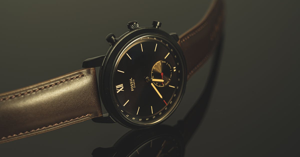 découvrez notre sélection de montres de luxe alliant élégance, précision et savoir-faire exceptionnel. trouvez la montre haut de gamme parfaite pour sublimer votre style et affirmer votre personnalité.