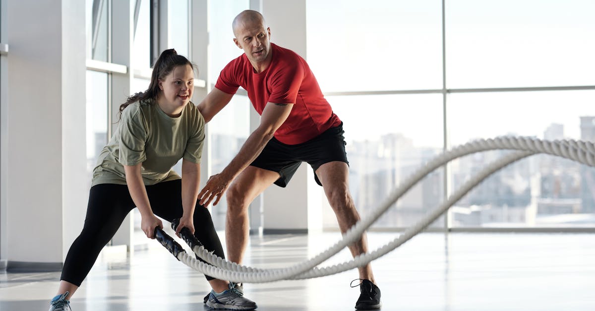 découvrez la sneaker lv trainer : une basket iconique de louis vuitton alliant élégance, confort et savoir-faire artisanal pour un look sportif et sophistiqué.