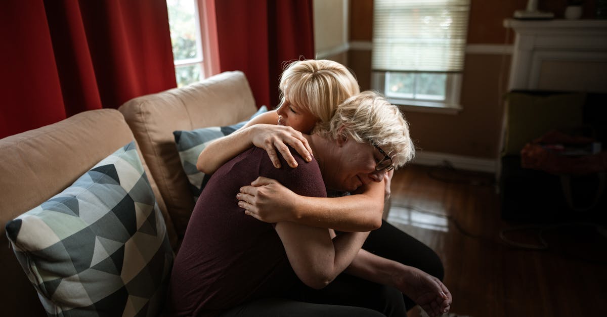 découvrez le sens du terme 'narcissique', ses caractéristiques, ses impacts sur les relations et des conseils pour reconnaître une personnalité narcissique.