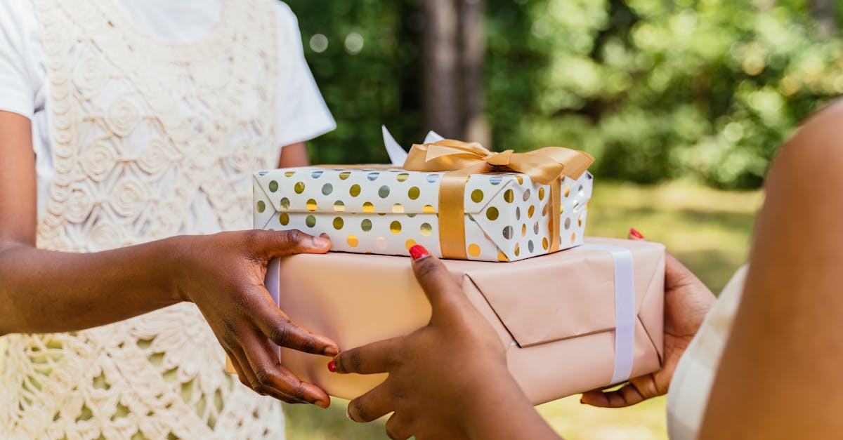 découvrez une sélection unique de cadeaux inspirés par la nature : objets décoratifs, accessoires écoresponsables, idées originales pour toutes les occasions. offrez le meilleur de la nature à vos proches !