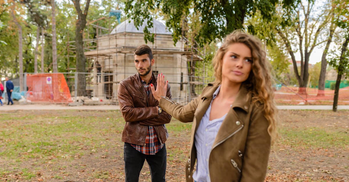 découvrez des conseils et des informations sur les relations amoureuses, l'amitié et la communication pour améliorer votre vie de couple et renforcer vos liens avec les autres.