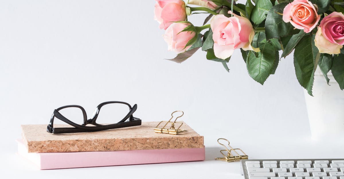 découvrez le charme intemporel du rose gold : une couleur élégante et tendance, parfaite pour bijoux, accessoires et décoration. sublimez votre style avec des inspirations en or rose.