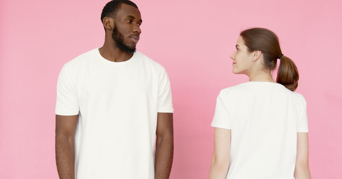 découvrez notre collection de vêtements adaptés à toutes les morphologies pour sublimer votre silhouette avec style et confort.