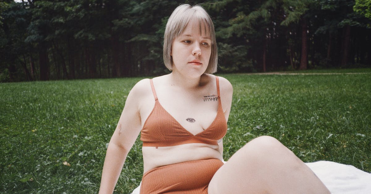 découvrez le mouvement bodypositivity : acceptez et aimez votre corps tel qu’il est, tout en valorisant la diversité des morphologies, pour une meilleure estime de soi et une confiance retrouvée.