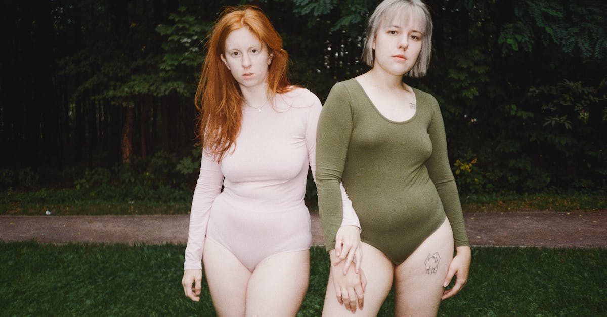 découvrez le mouvement bodypositivity : conseils, témoignages et astuces pour s’accepter et aimer son corps, quels que soient son apparence et sa taille. osez la confiance en soi dès aujourd’hui !