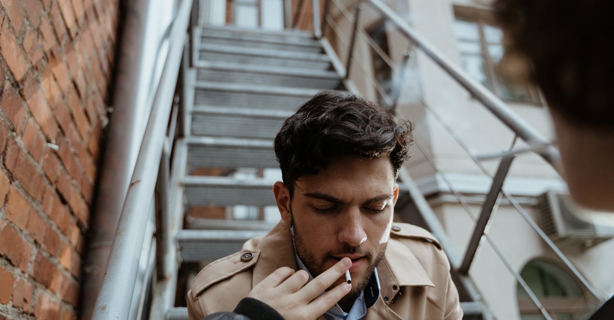 découvrez tout ce qu'il faut savoir sur la césarienne : définition, déroulement, indications médicales et conseils pour la récupération après cette intervention chirurgicale.