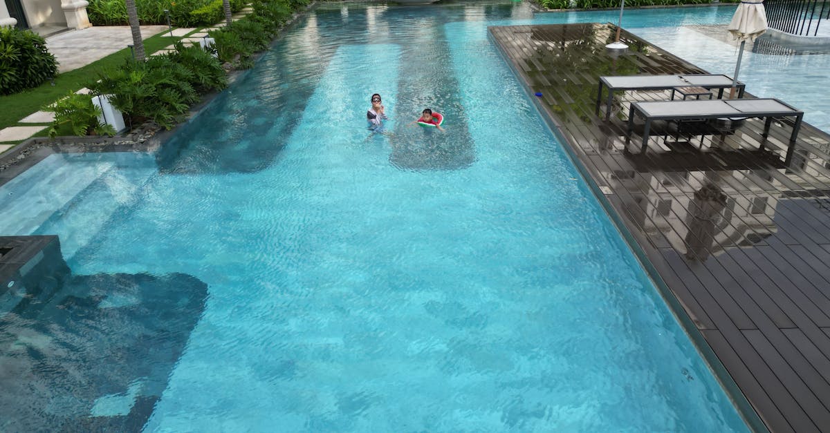 découvrez les causes, les conséquences et les solutions pour prévenir la violence envers les enfants, afin de protéger leur bien-être et garantir un environnement sûr pour leur épanouissement.