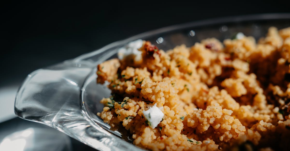 découvrez notre recette traditionnelle de couscous, un plat emblématique savoureux et convivial, parfait pour toutes les occasions.