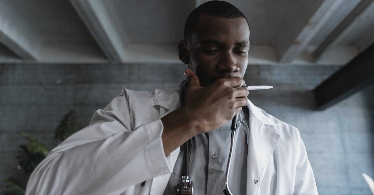 découvrez nos conseils essentiels pour entretenir votre doudoune et prolonger sa durée de vie tout en conservant chaleur et confort.