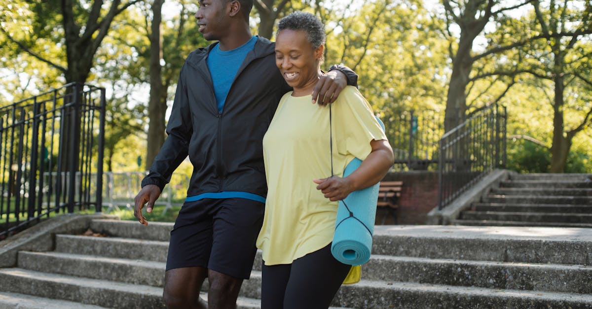 découvrez comment entretenir correctement votre doudoune pour préserver sa chaleur et sa durabilité. conseils pratiques pour le lavage, le séchage et le stockage de votre veste en duvet.