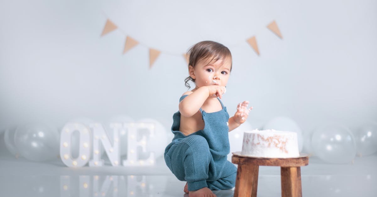 développement du bébé d'un mois : découvrez les étapes clés, les capacités motrices et sensorielles ainsi que les conseils pour accompagner la croissance de votre nourrisson.