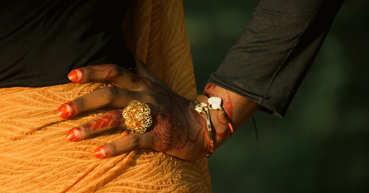 découvrez comment mesurer la taille de votre bague avec précision pour choisir la bague parfaite. guide complet des tailles de bague et conseils pratiques.