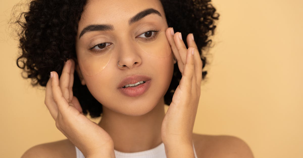 découvrez les bienfaits de l'huile de ricin pour vos cheveux : hydratation, renforcement et croissance naturelle avec notre guide complet de soins capillaires.