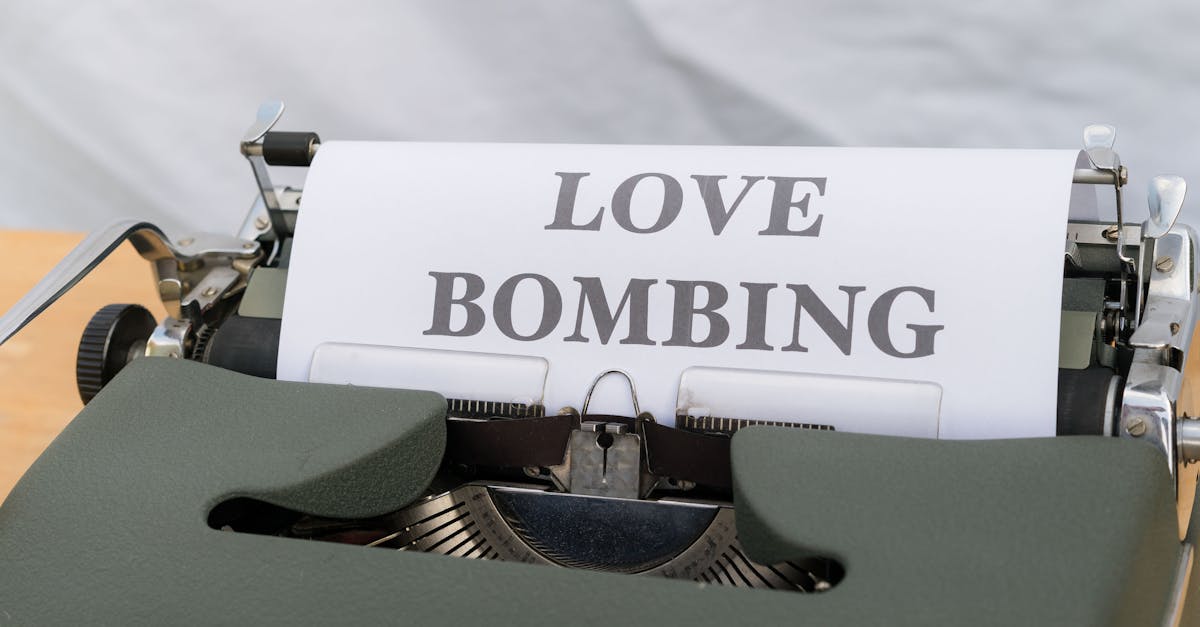 découvrez ce qu'est la dépendance émotionnelle, ses causes, ses signes et comment la surmonter pour retrouver votre autonomie affective et votre bien-être.