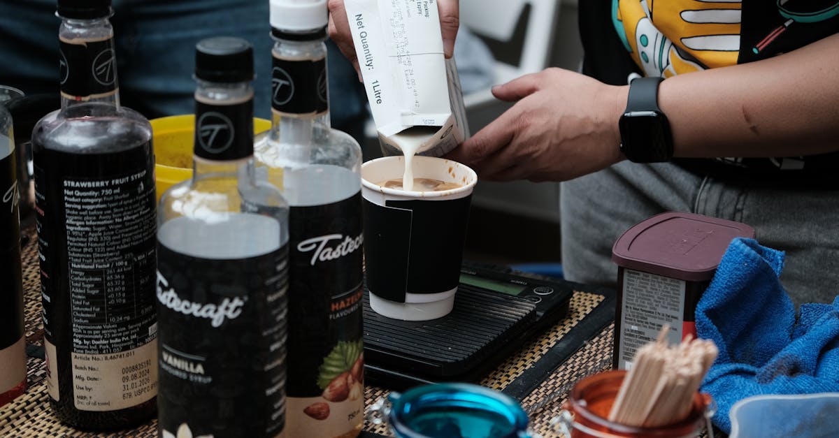 comprendre le syndrome d'engorgement mammaire : causes, symptômes et solutions pour soulager l'inconfort lié à l'accumulation de lait chez les femmes allaitantes.