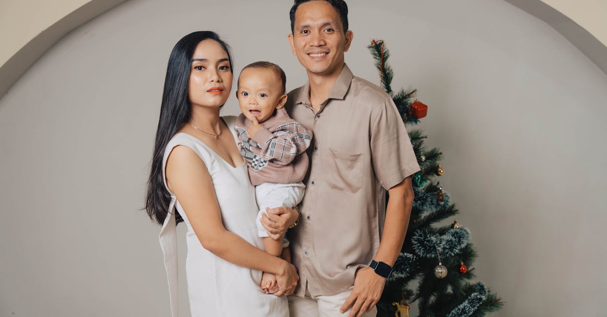 découvrez nos bébés reborn réalistes, soigneusement conçus pour ressembler à de véritables nouveau-nés. parfaits pour les collectionneurs et les passionnés.