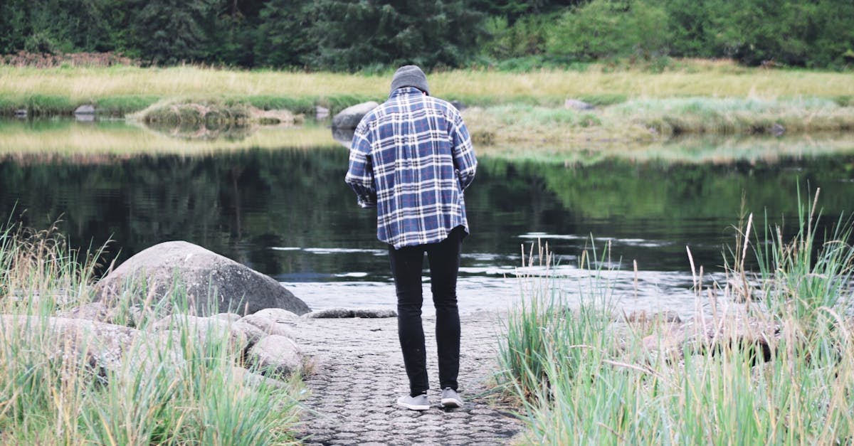 découvrez notre collection de skinny jeans pour un style moderne et ajusté, alliant confort et tendance. parfaits pour toutes les occasions, ils mettent en valeur votre silhouette avec élégance.