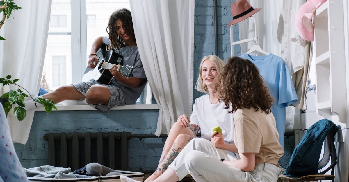 découvrez notre sélection de plantes idéales pour rebords de fenêtres, faciles à entretenir et parfaites pour égayer votre intérieur.