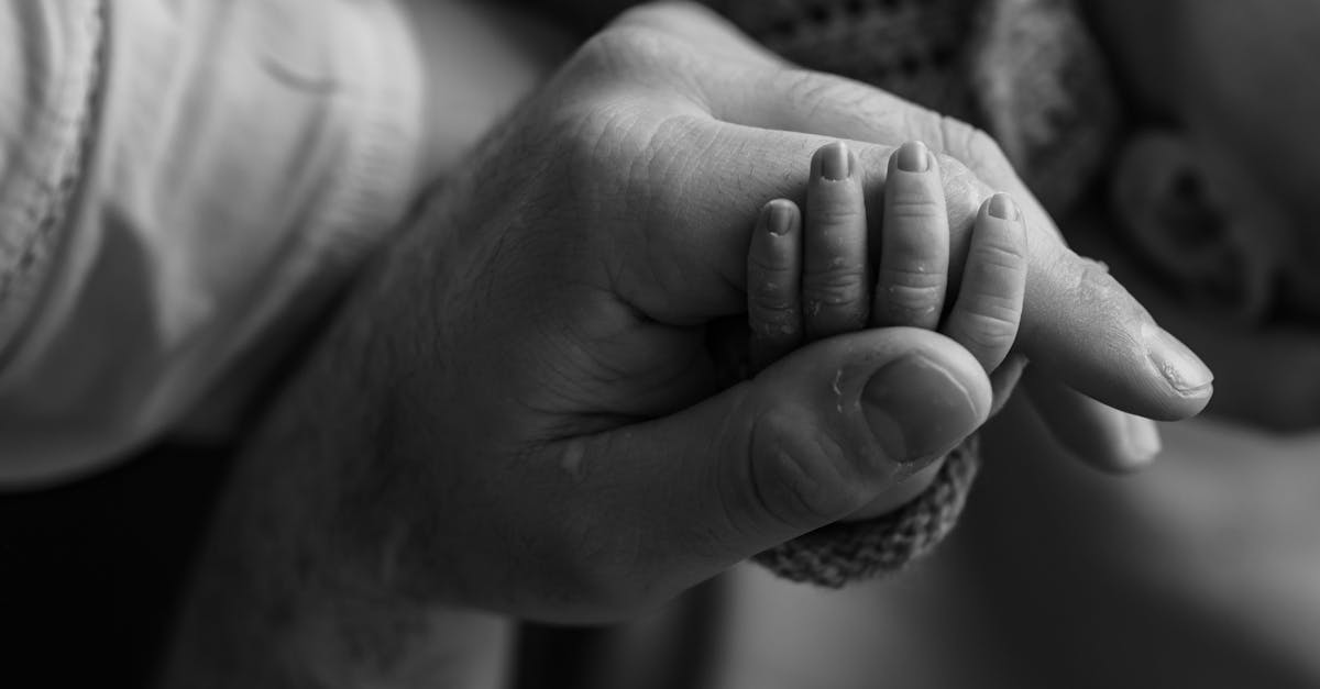 découvrez ce qu'est la dépendance émotionnelle, ses signes, ses causes et comment la surmonter pour retrouver votre équilibre et bien-être.