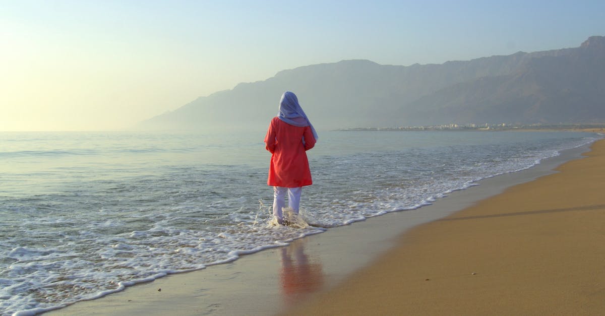 découvrez ce qu'est la dépendance émotionnelle, ses signes, ses causes et comment la surmonter pour retrouver votre équilibre et votre autonomie affective.