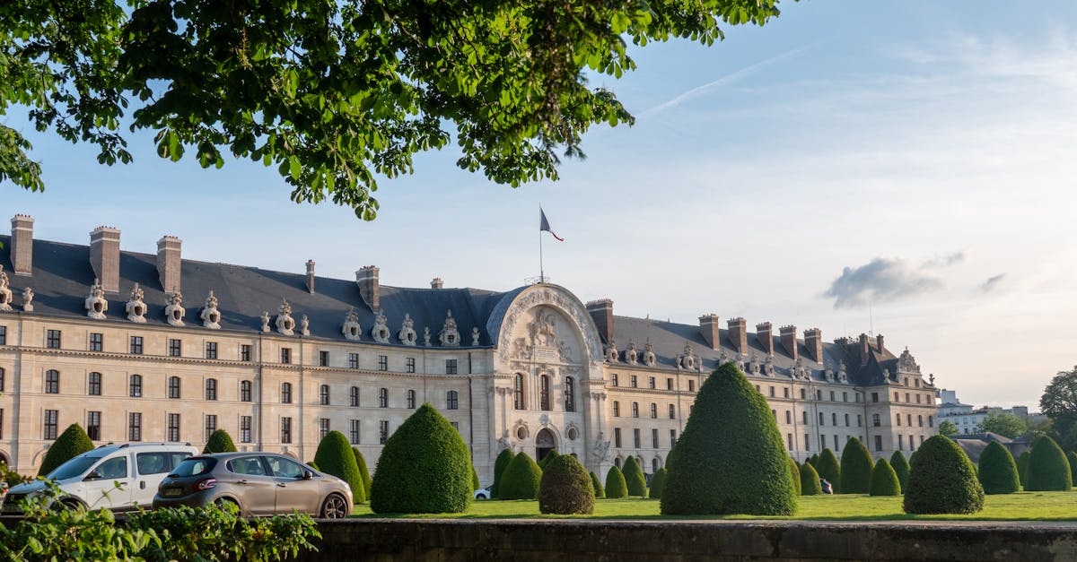 découvrez la vie à paris en 2025 : tendances, culture, logement et avis pour profiter pleinement de la capitale française.