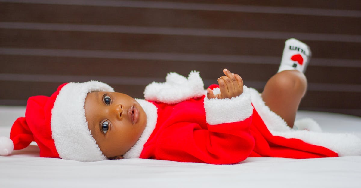 découvrez la tenue de noël parfaite pour briller durant les fêtes : style, confort et élégance au rendez-vous pour un look festif réussi.