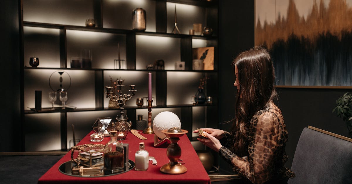 consultation de voyance par téléphone : obtenez des réponses claires et des conseils personnalisés de nos médiums expérimentés, où que vous soyez.