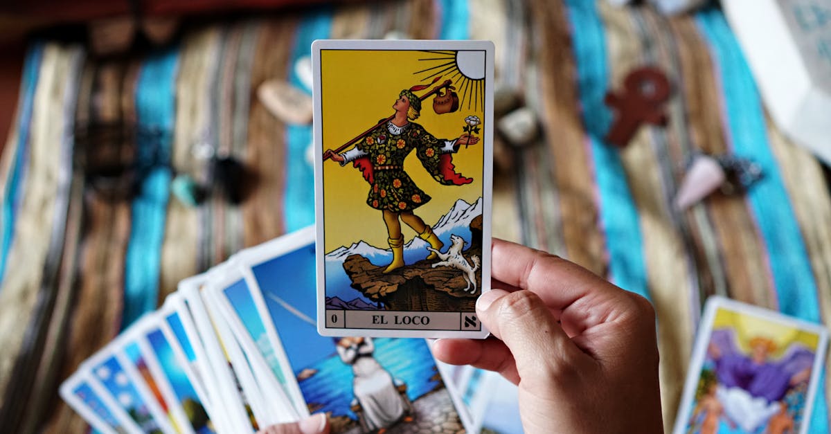 consultation de voyance par téléphone : recevez des réponses claires et précises de nos médiums expérimentés, où que vous soyez.