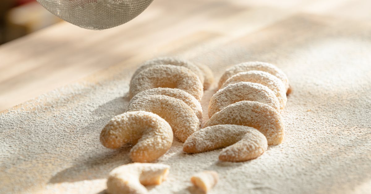 découvrez des recettes savoureuses à base de poudre d'amande pour des desserts et plats délicieux et sains.