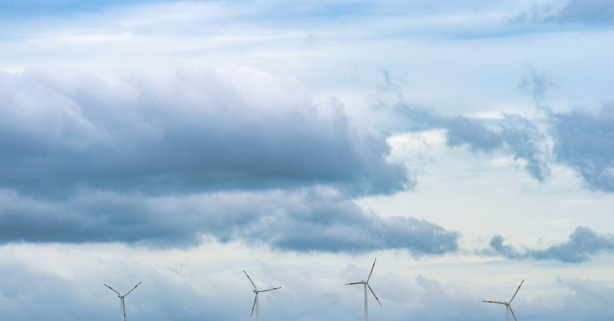 découvrez des alternatives de nettoyage efficaces et écologiques pour une maison propre et saine, sans produits chimiques agressifs.