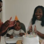 célébrez votre pacs en famille avec une cérémonie intime et chaleureuse, pleine d'amour et de partage.